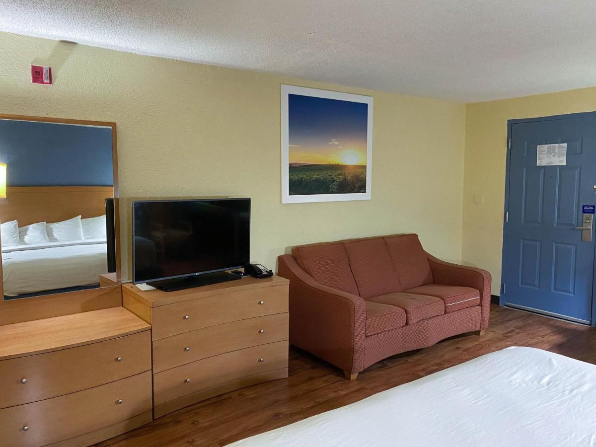 Motel 6 Savannah Ga Gateway & I95 المظهر الخارجي الصورة