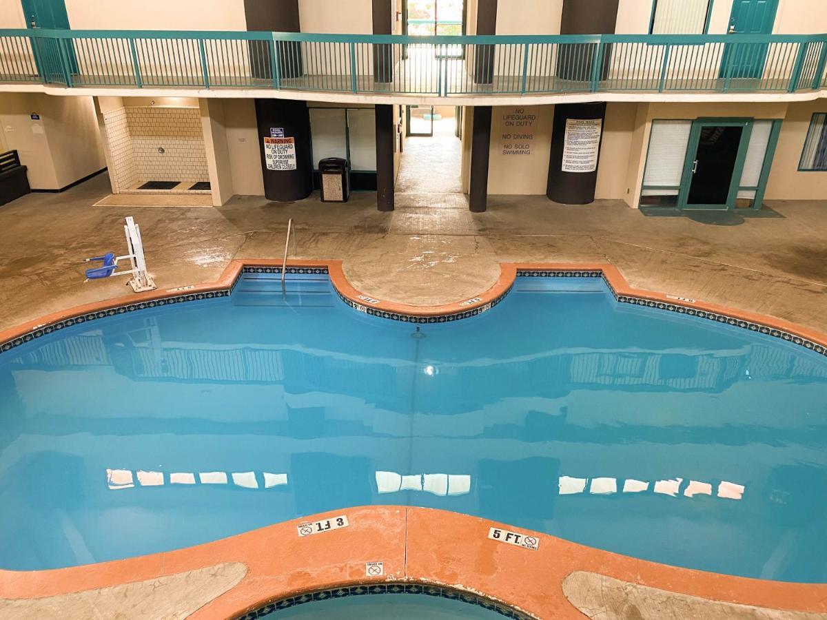 Motel 6 Savannah Ga Gateway & I95 المظهر الخارجي الصورة