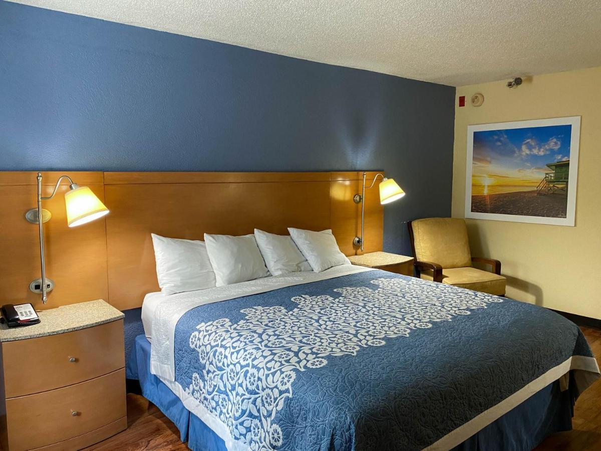 Motel 6 Savannah Ga Gateway & I95 المظهر الخارجي الصورة