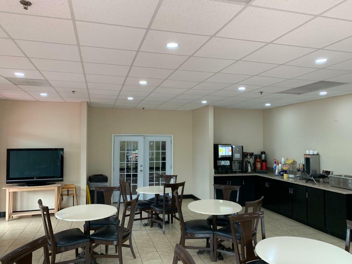 Motel 6 Savannah Ga Gateway & I95 المظهر الخارجي الصورة